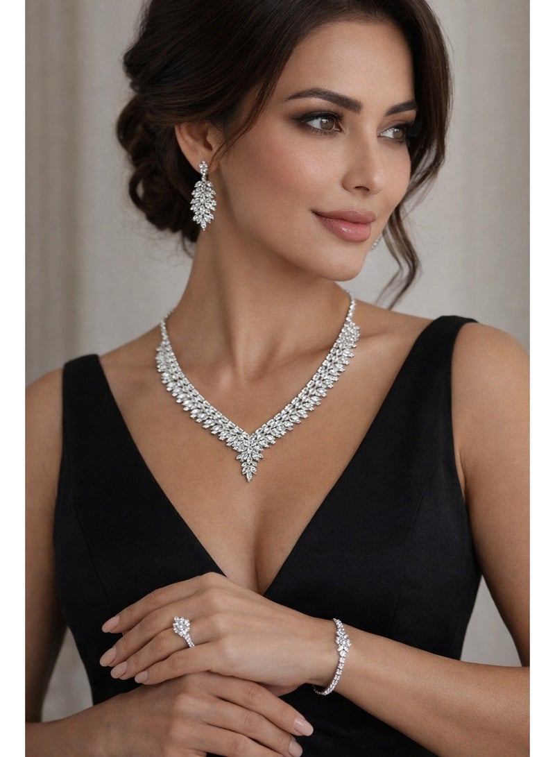 طقم اكسسوارات نسائي فاخر -عقد واقراط وخاتم وسوار - Image 1